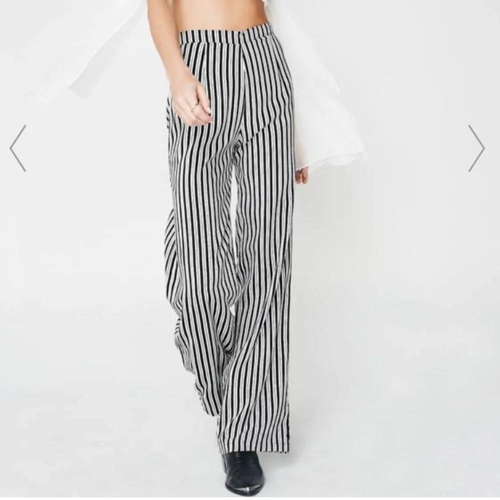 Motel x Dolls Kill Ari Striped Palazzo Pants - Picture 2 of 7